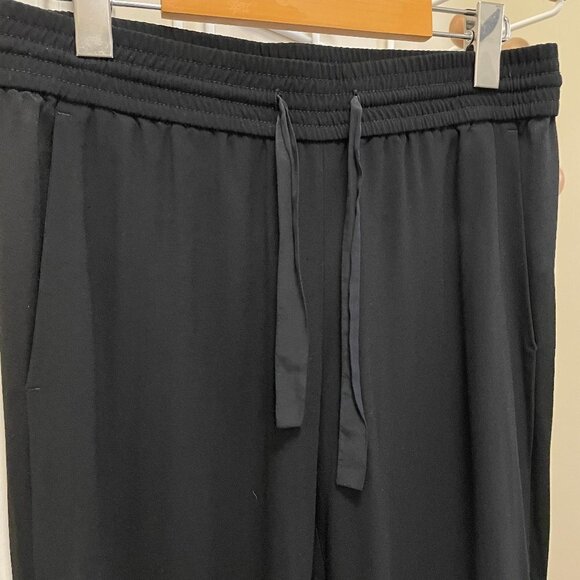 Aritzia Wilfred Free - Joggers made in Japan - Black - Size 4 - Picture 7 of 8
